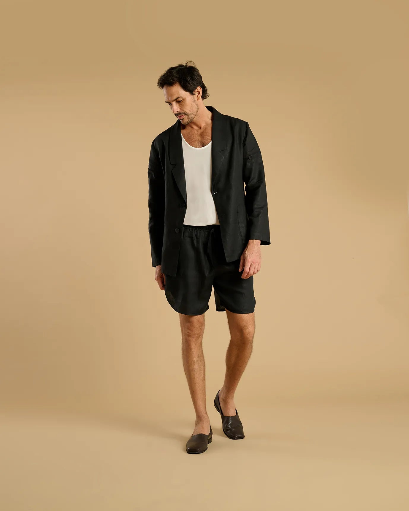Straight Leg Linen Shorts